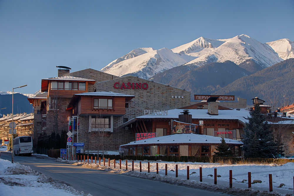 платинум и казино 4*